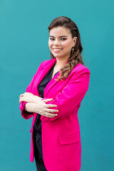 Mag. Karina Salinas recibe el Premio Robert Maes al primer puesto de la Escuela de Postgrado de la Universidad del Pacífico